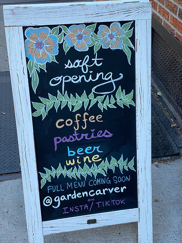 Garden Carver in Williamsburg on Grand Street with outdoor tables