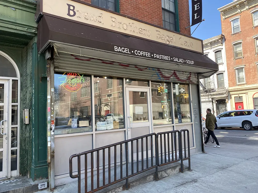 Bread Brothers Cafe on Bushwick avenue has closed
